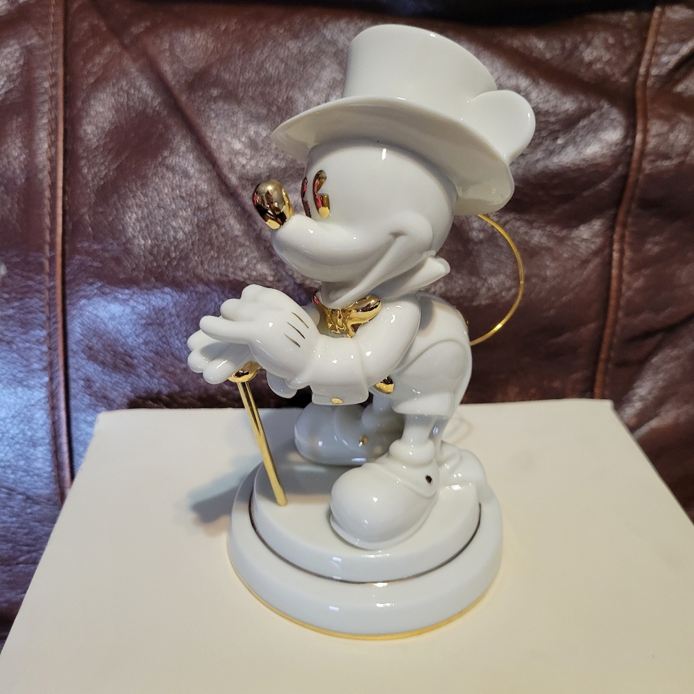 Lenox Mickey Mouse Figurine...collectable